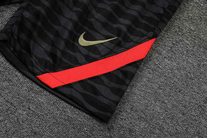 Conjunto Regata Liverpool 22/23 Nike - Preto+Dourado