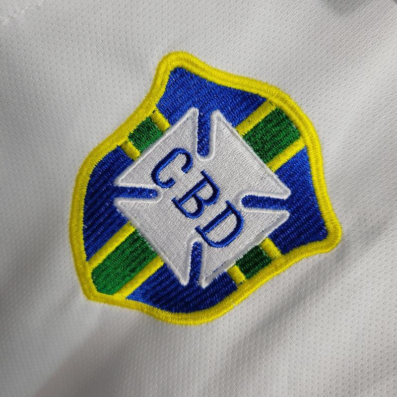 Camisa  Brasil Nike 2004/05 Retrô- branco