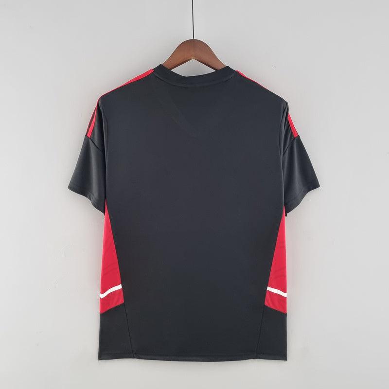 Camisa Adidas - Bayern de Munique Treino 2022/23 Masculino  preto