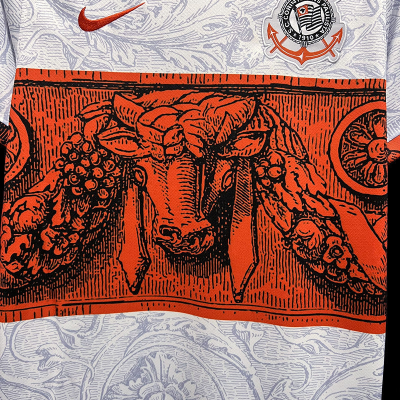 Camisa Nike Corinthians Edição Especial 23-24 Torcedor Masculina - Branca e Laranja - Touro