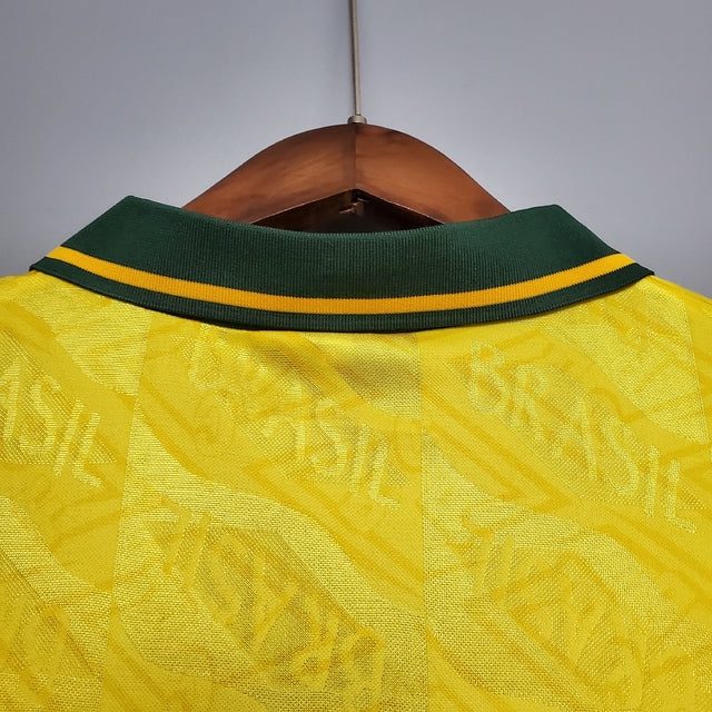 Camisa Retrô 91/93 Seleção Brasileira I Umbro Masculina - Amarela