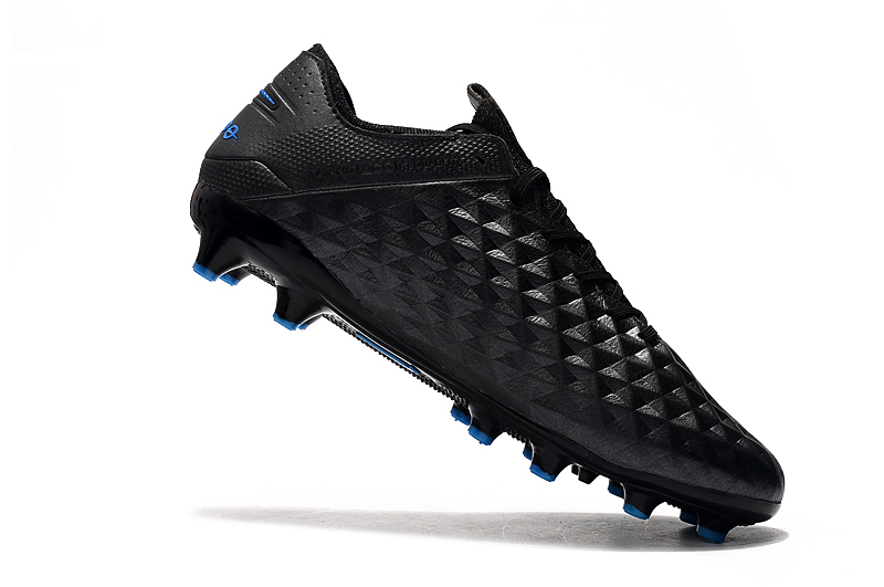 Chuteira de Campo Nike Tiempo Legend 8 Elite AG- preto