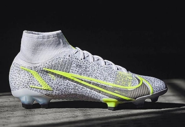 Chuteira de Campo Nike Mercurial Superfly 8 Elite FG Safari 2 - White/Black Metallic/Silver Volt