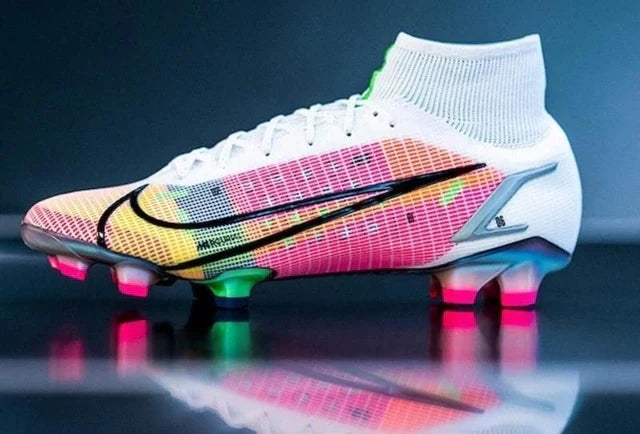 Chuteira de Campo Nike Mercurial Superfly Dragonfly 8 Elite FG White/Metallic