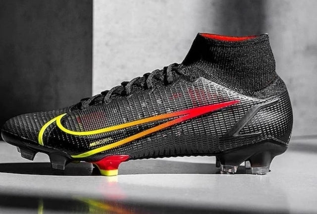 Chuteira de Campo Nike Mercurial Superfly VIII Elite FG Black/Cyber/Off Noir