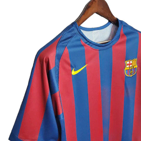 Camisa Barcelona Retrô 2006 Azul e Vermelha - Nike